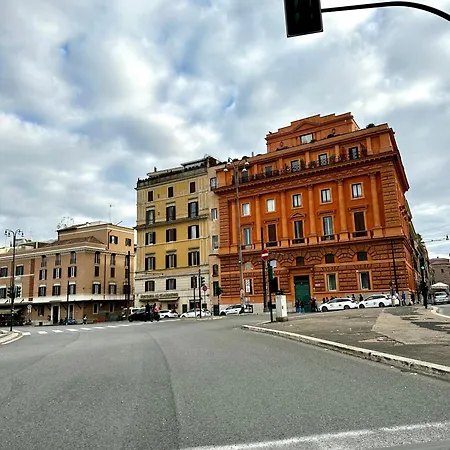 Colosseum Luxury Apartment Rome